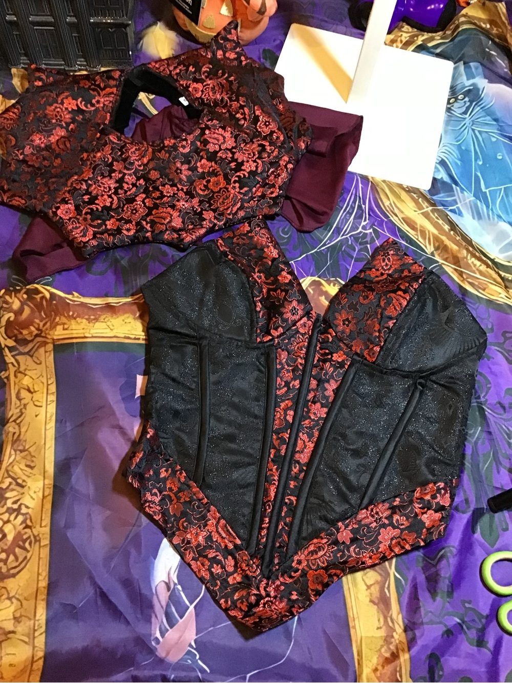 Roma adult costume woman corset with neck piece size medium
